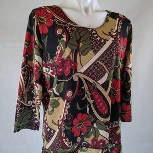 Susan Lawrence Woman Paisley w/Ruffle bottom Top 2